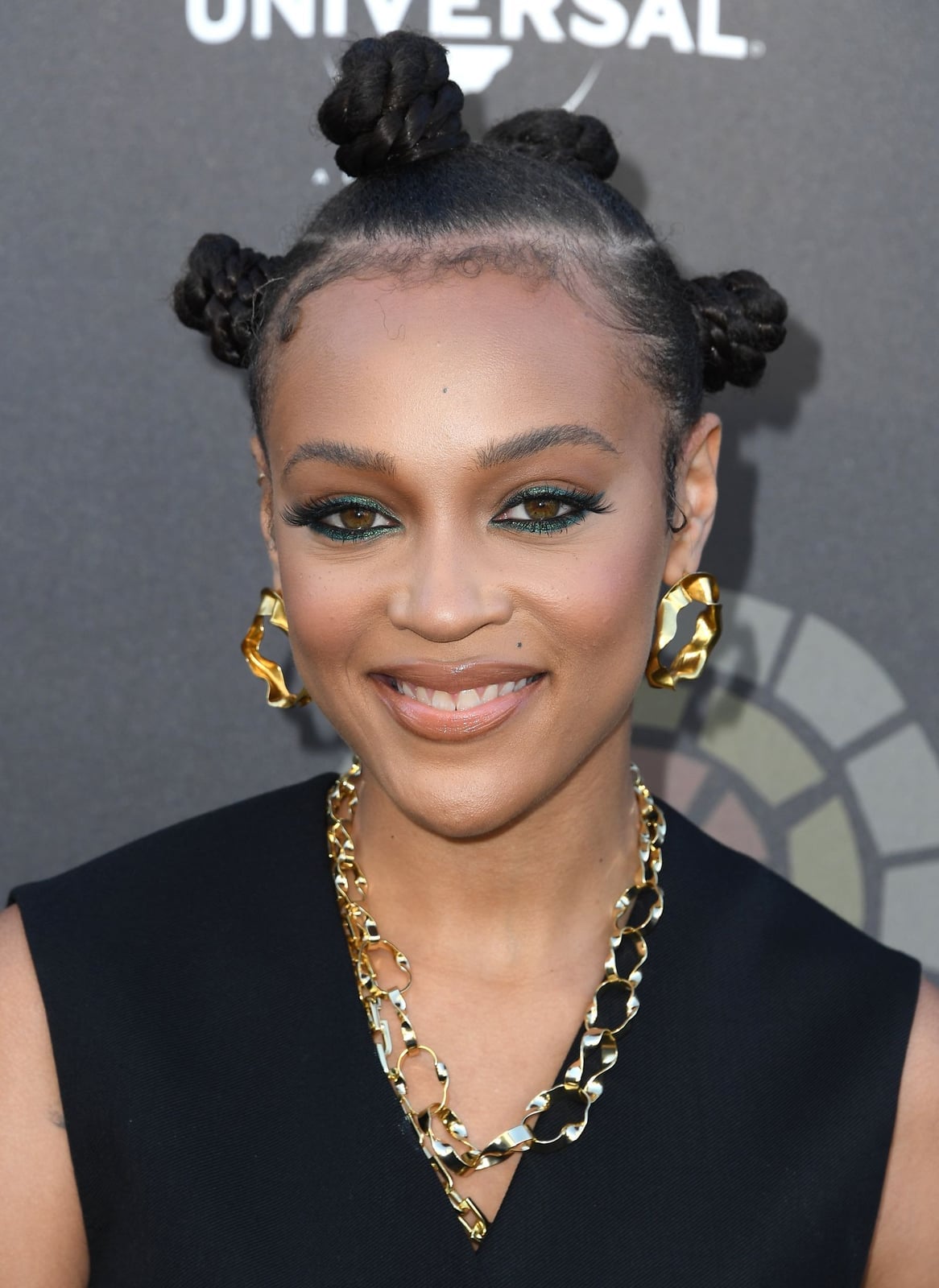 Dense Small Bantu Knots Dense Small Bantu Knots — Classy Bantu Knots Hairstyles