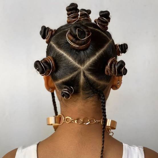 Bantu Knots With Geometric Parting And Gold Wire, Black Bantu Knots With Geometric Parting And Gold Wire, Black — Classy Bantu Knots Hairstyles