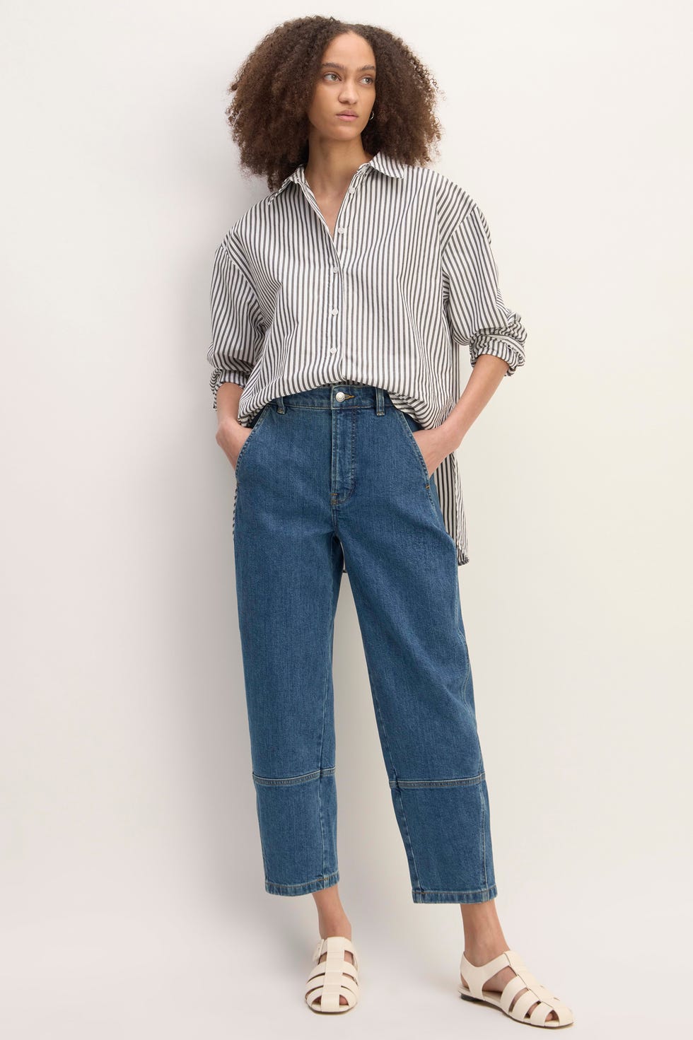 Striped Shirt With Medium Blue Barrel Jeans — Classy Barrel Jeans Outfits