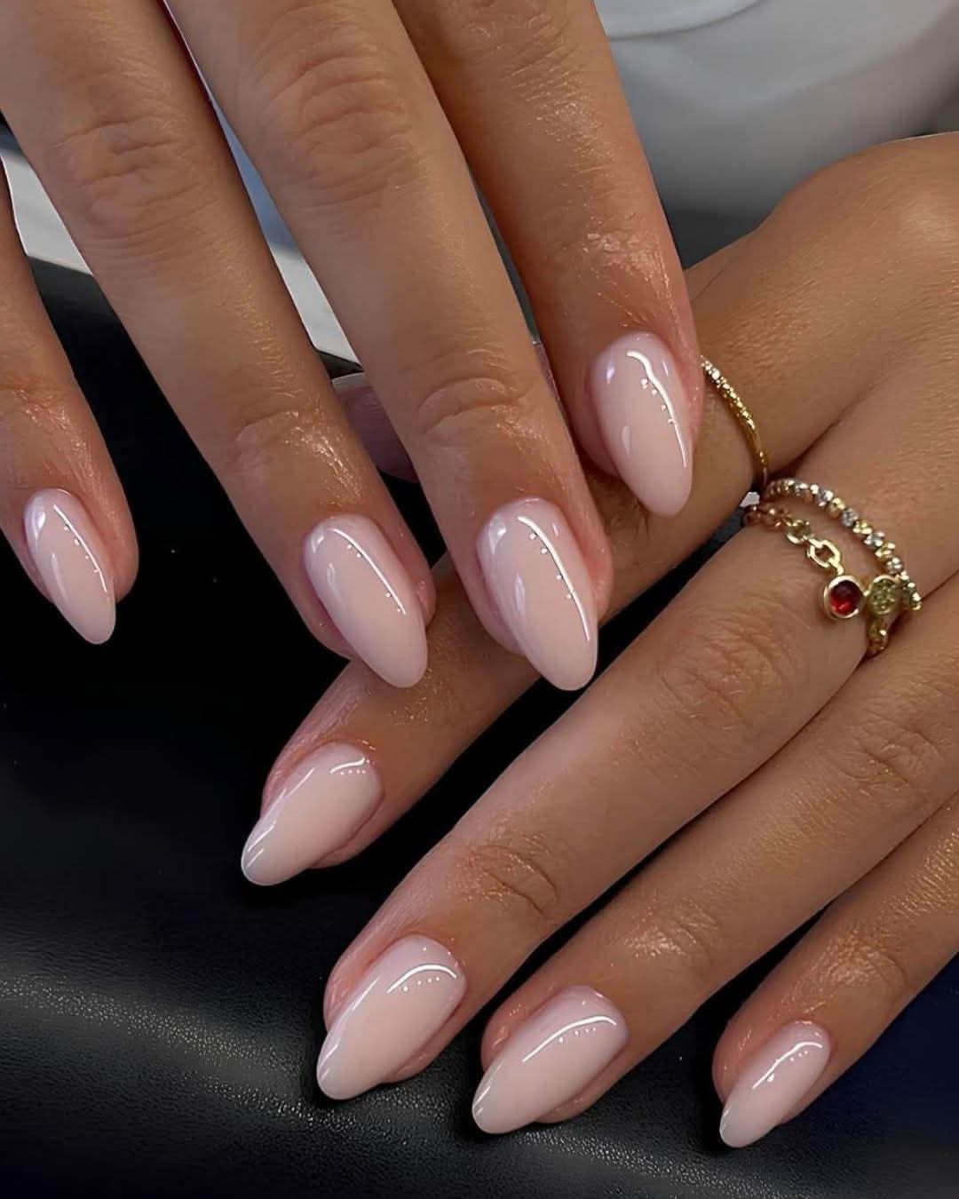 Short Almond Sheer Milky Pink With Gold Accents Short Almond Sheer Milky Pink With Gold Accents — Classy Basic Nails