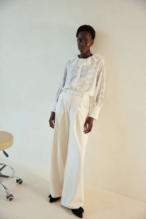 Extremely Wide-Leg Cream Trousers with a Ruffled Blouse — Classy Beige Pants Outfits