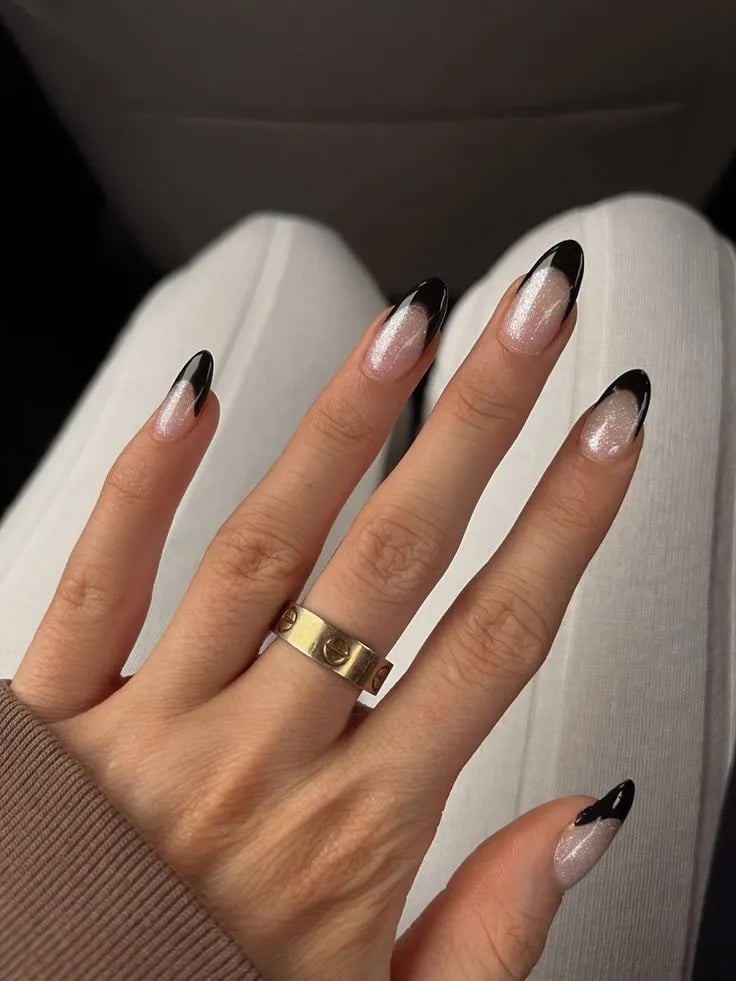 Medium Almond With Glitter Black French Tips and Sheer Nude Base Medium Almond With Glitter Black French Tips and Sheer Nude Base — Classy Black French Tip Nails