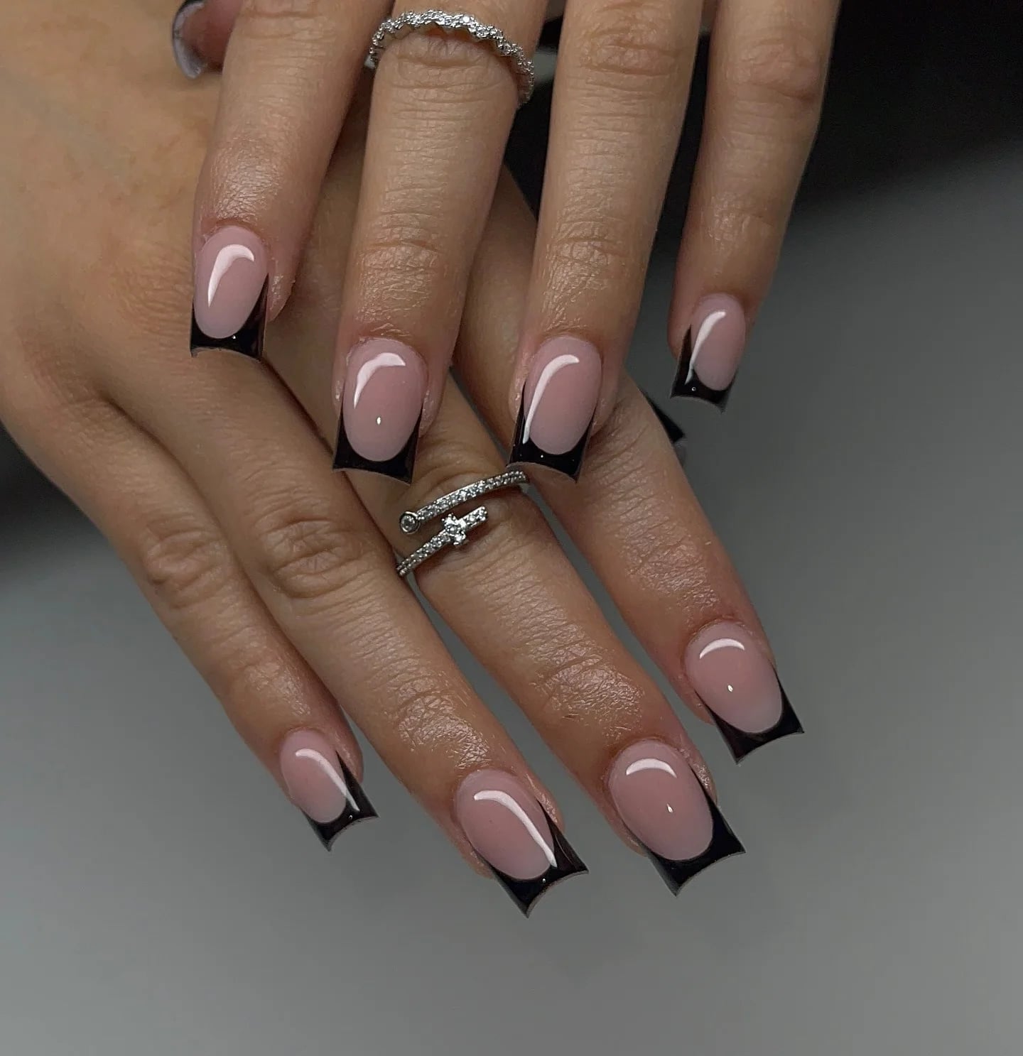 Glossy Perfection Black French Nails Glossy Perfection Black French Nails — Classy Black French Tip Nails