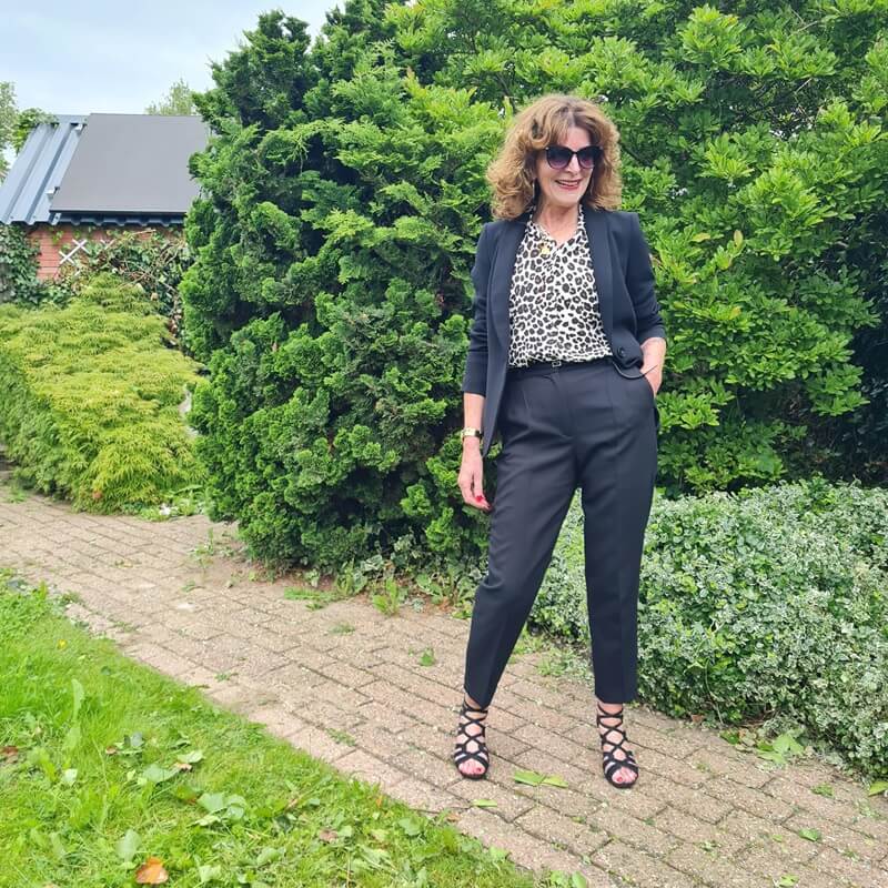 Straight Leg Trousers with Leopard Print Top Straight Leg Trousers with Leopard Print Top — Classy Black Pants Outfits