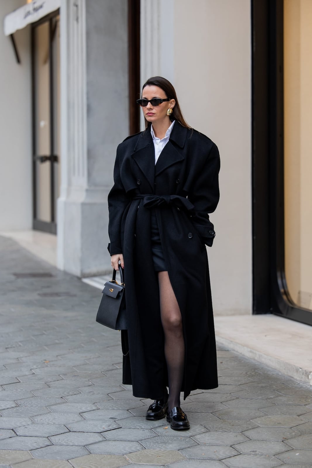 Chic Oversized Black Trench Coat Over White Shirt — Classy Black Trench Coat Outfit