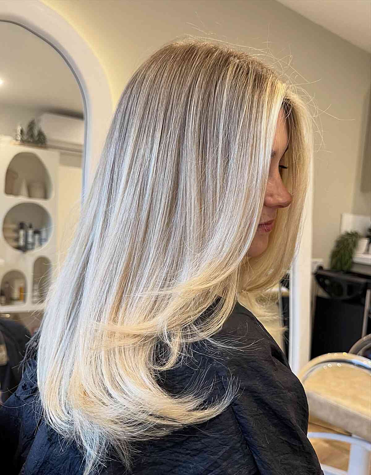 Bright Blonde Highlights On Collarbone Lob Bright Blonde Highlights On Collarbone Lob — Classy Blonde Highlights