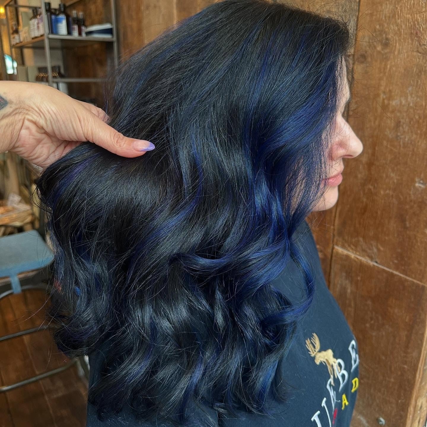 Collarbone Wavy Hair With Vibrant Blue Highlights — Classy Blue Highlights