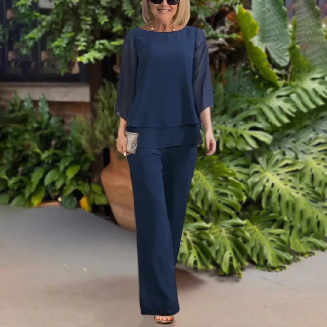 Classy Blue Pants Outfits