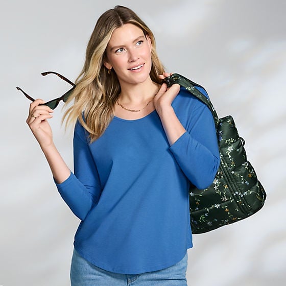 Royal Blue Jersey Knit Top with Blue Jeans Royal Blue Jersey Knit Top with Blue Jeans — Classy Blue Top Outfits