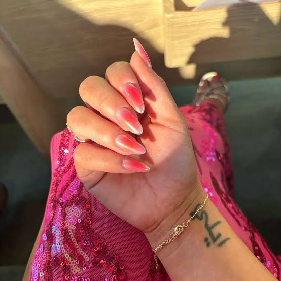 Stiletto Pink White Pearlescent Gradient Nails Stiletto Pink White Pearlescent Gradient Nails — Classy Blush Nails