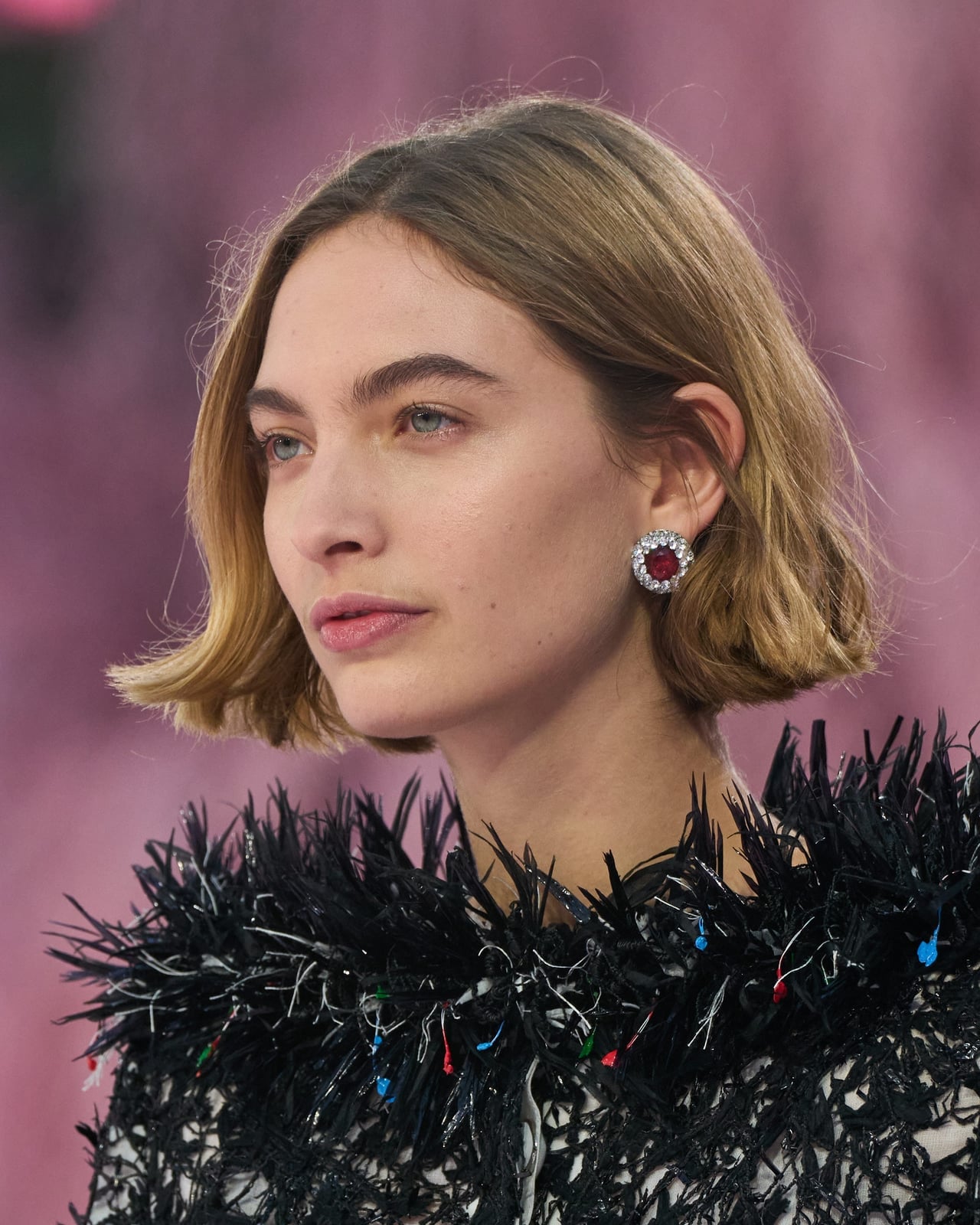 Collarbone Angled Bob Light Blonde Collarbone Angled Bob Light Blonde — Classy Bob for Fine Hair