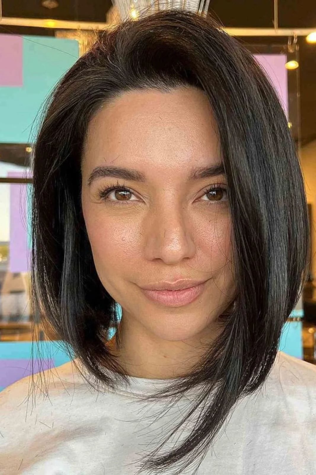Collarbone Bob Textured Dark Brown Side Part Collarbone Bob Textured Dark Brown Side Part — Classy Bob for Fine Hair