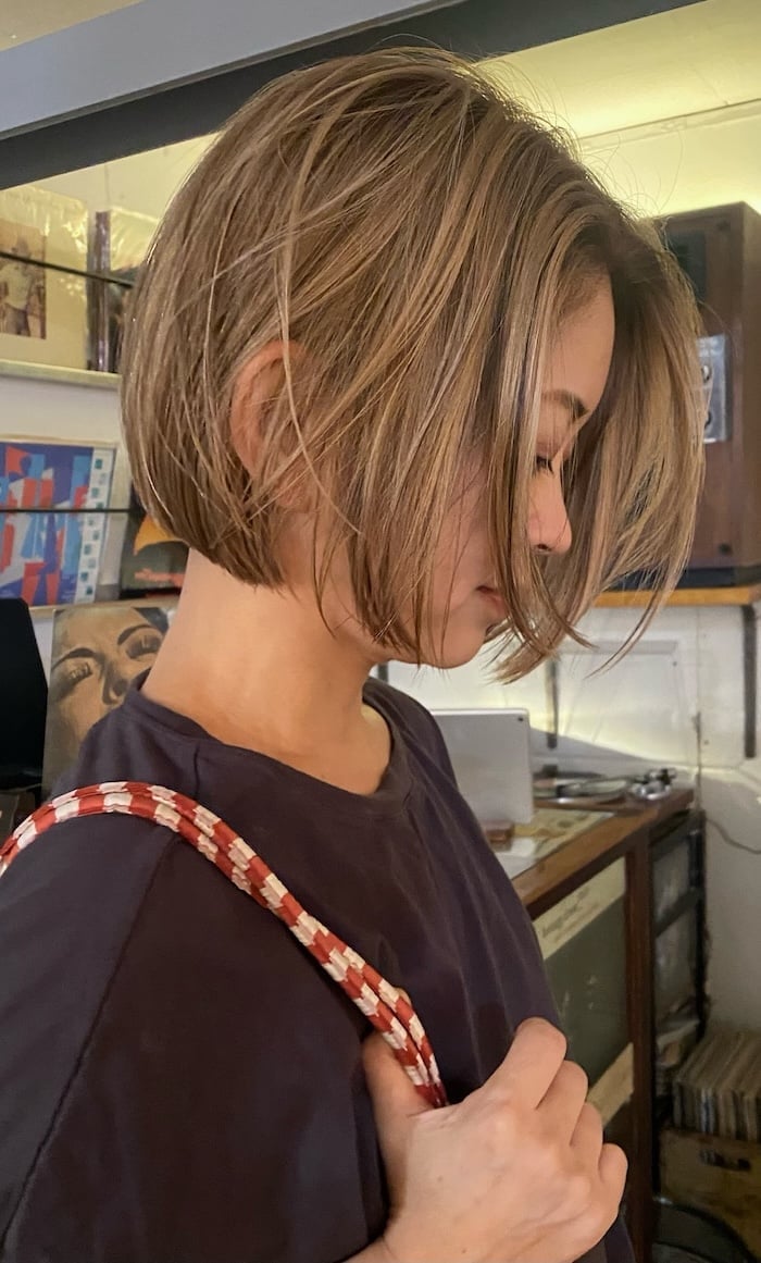 Chin Length Bob Textured Layers Ash Blonde Root Shadow Chin Length Bob Textured Layers Ash Blonde Root Shadow — Classy Bob for Fine Hair
