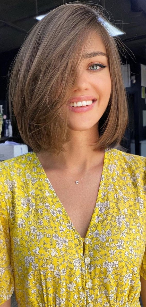 Collarbone Bob With Deep Side Part — Classy Bob Hair