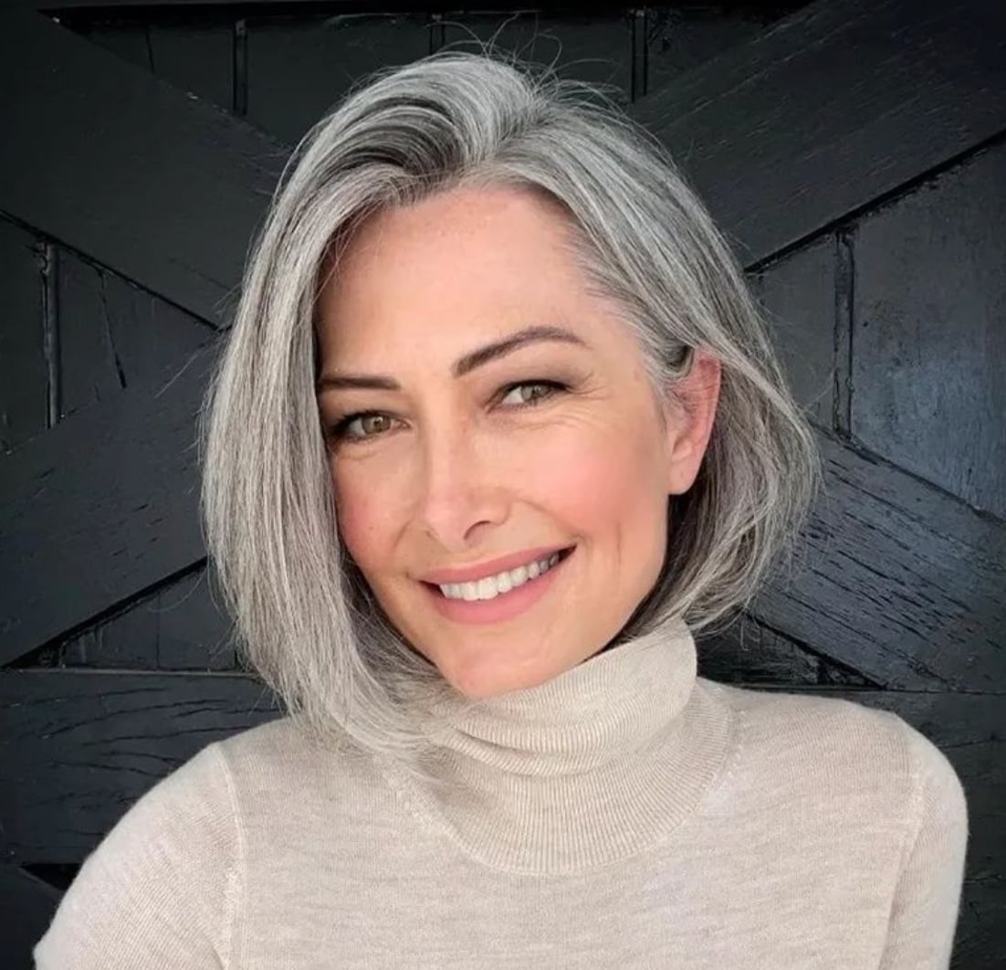 Chin Bob With Soft Side Swept Bangs — Classy Bob Hair