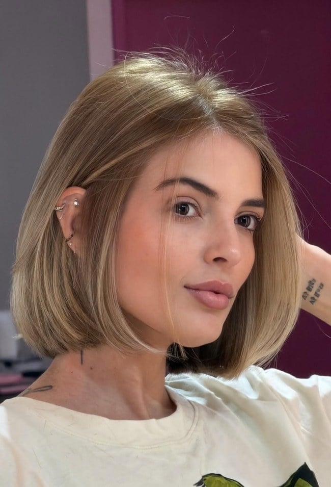 Sleek Beige Blonde Bob Root Shadow Sleek Beige Blonde Bob Root Shadow — Classy Bob Haircuts for Fine Hair