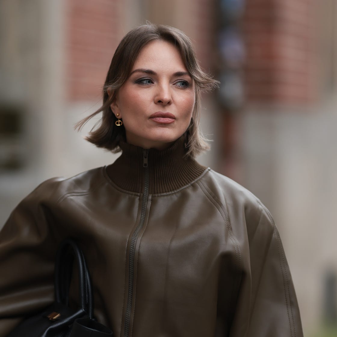 Sophisticated Chin Length Bob With Fine Texture Sophisticated Chin Length Bob With Fine Texture — Classy Bob with Curtain Bangs