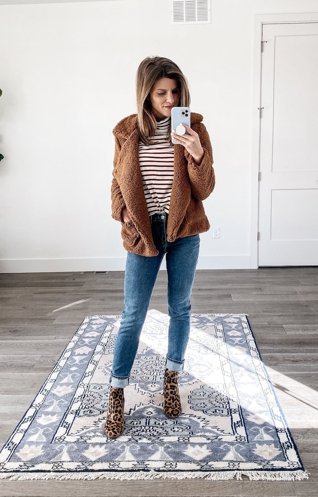 Blue Skinny Jeans with Striped Turtleneck and Teddy Coat Blue Skinny Jeans with Striped Turtleneck and Teddy Coat — Classy Boots Outfit Jeans