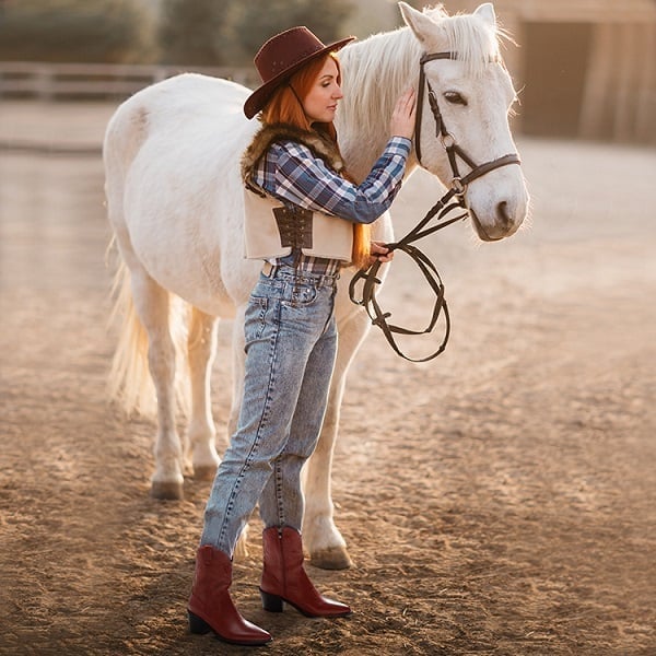 Light Wash Straight Leg Jeans with Plaid Shirt and Cowboy Boots Light Wash Straight Leg Jeans with Plaid Shirt and Cowboy Boots — Classy Boots Outfit Jeans