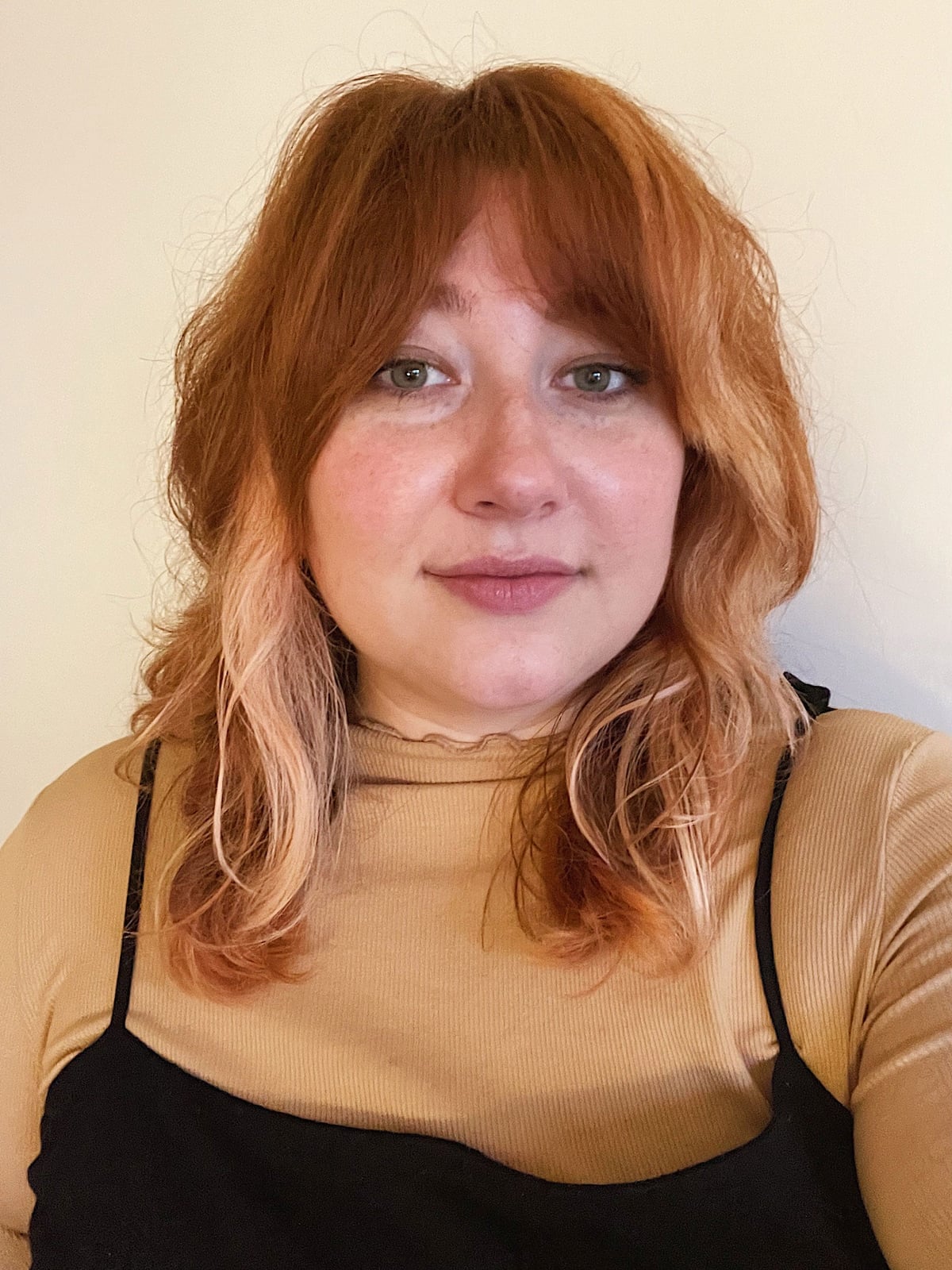 Shoulder Length Copper With Bottleneck Bangs Shoulder Length Copper With Bottleneck Bangs — Classy Bottleneck Bangs
