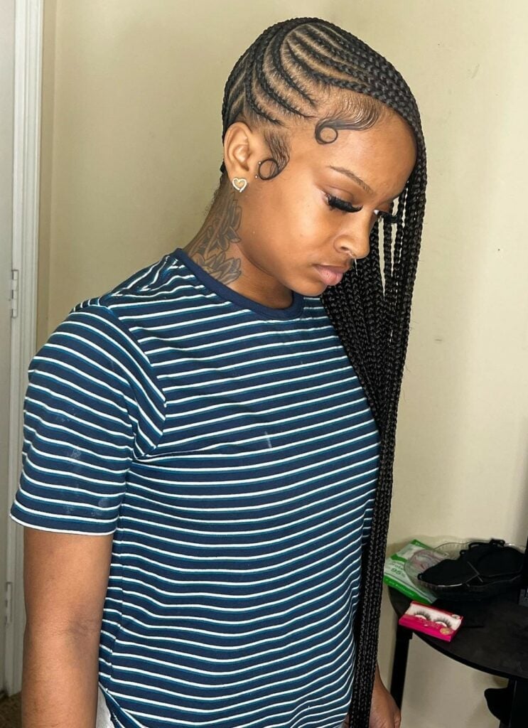 Two-Tone Box Braids With Decorative Beads Two-Tone Box Braids With Decorative Beads — Classy Braids to the Side