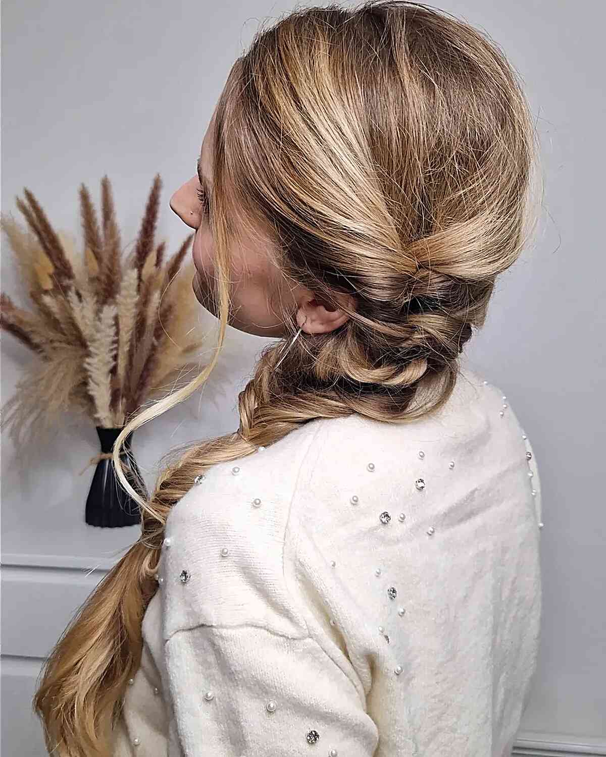 Thick Braid On Long Wavy Blonde Hair Thick Braid On Long Wavy Blonde Hair — Classy Braids to the Side