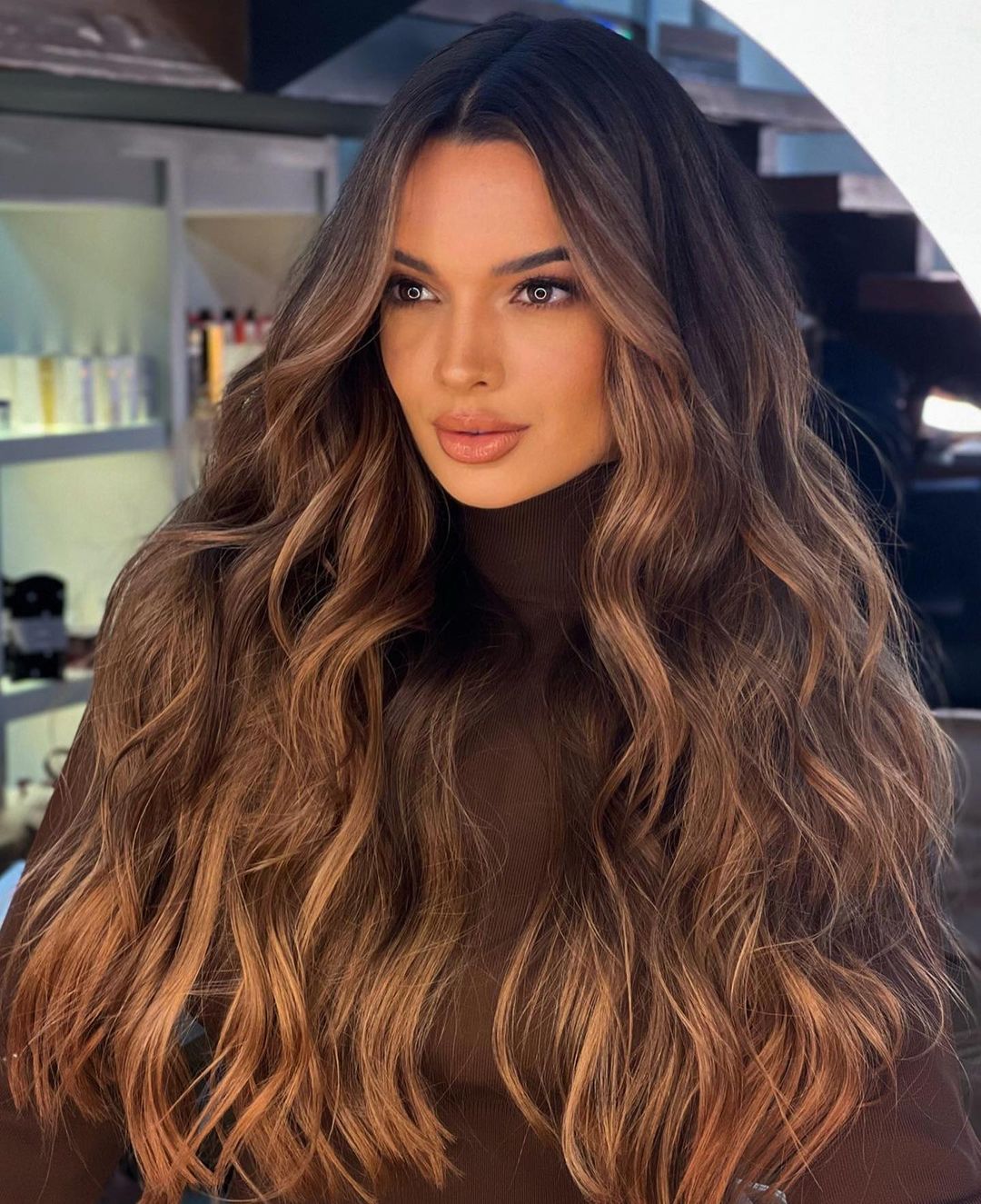 Long Layered Hair With Warm Blonde Balayage — Classy Bronde Balayage