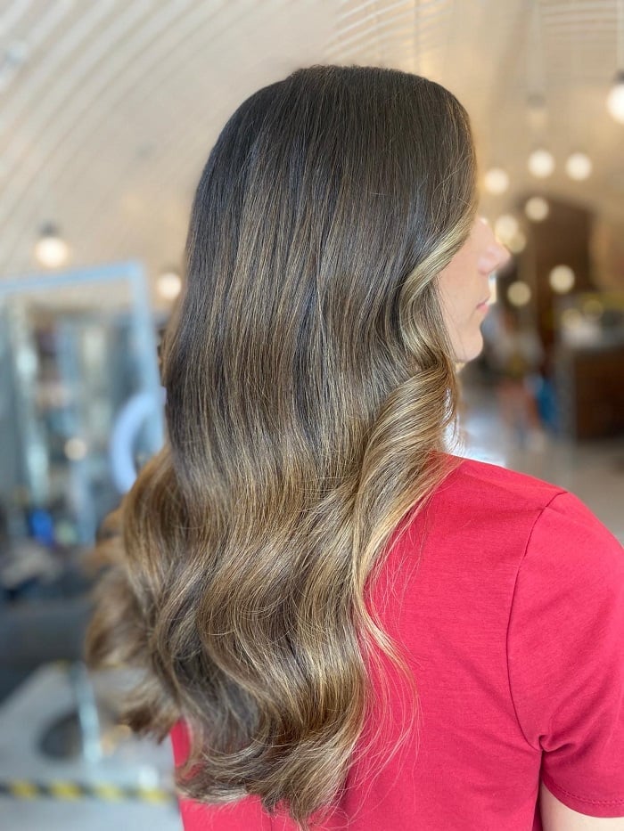 Mid-Back Bronde Balayage With Lived-In Effect — Classy Bronde Balayage
