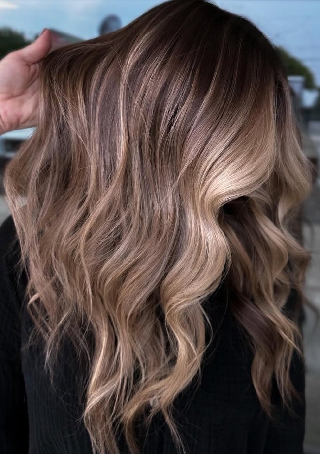 Mid-Back Bronde Balayage With Root Melt — Classy Bronde Balayage
