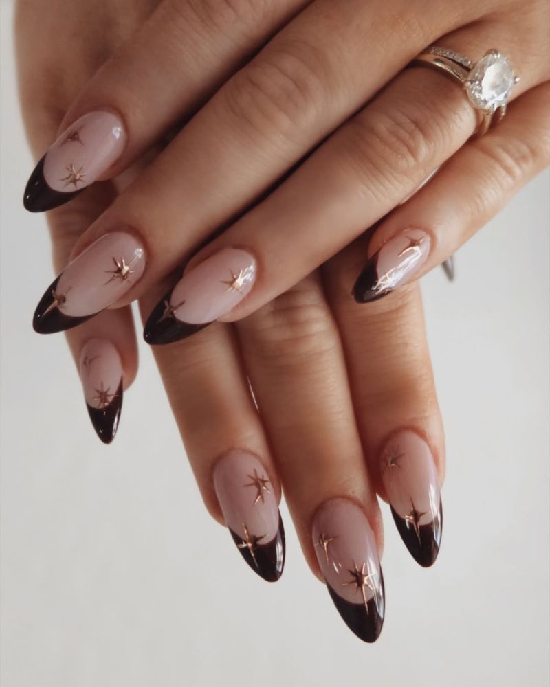 Diagonal Brown and White French Tip Almond Nails Diagonal Brown and White French Tip Almond Nails — Classy Brown Almond Nails