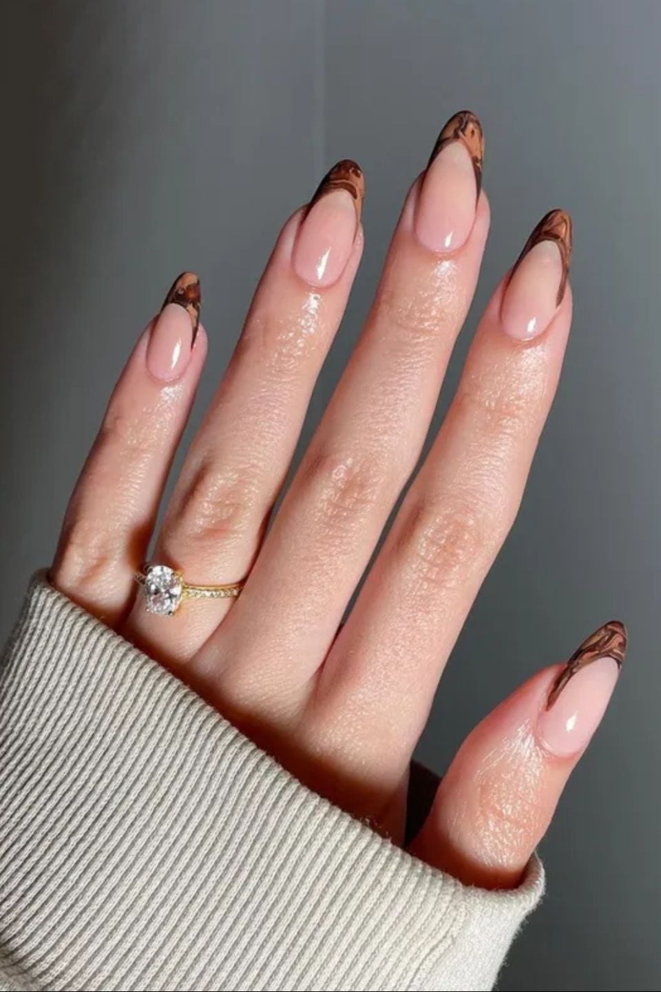 Tortoiseshell French Tip Gold Line Almond Nails Tortoiseshell French Tip Gold Line Almond Nails — Classy Brown Almond Nails