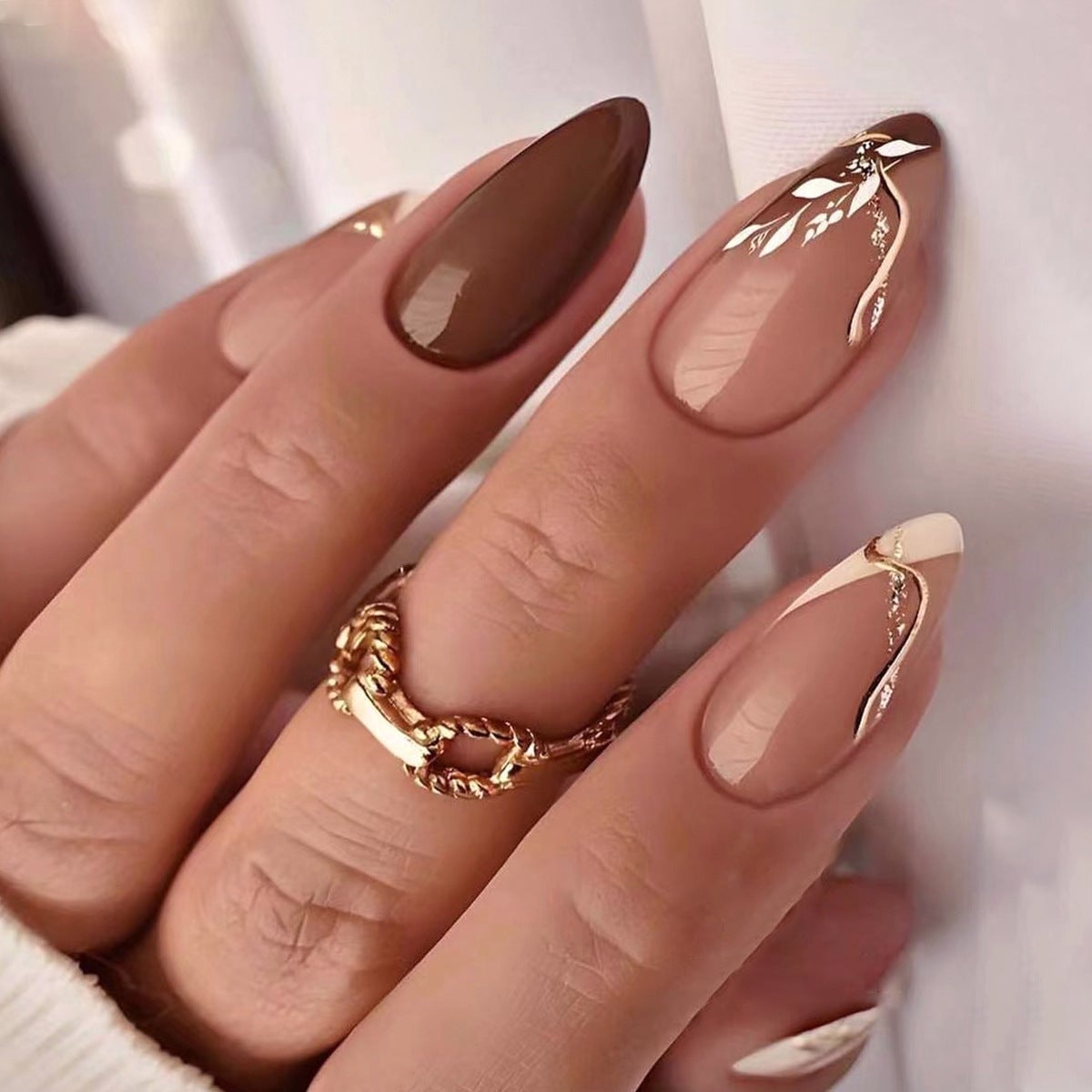 Medium Brown Leaf Motif Gold Accent Almond Nails Medium Brown Leaf Motif Gold Accent Almond Nails — Classy Brown Almond Nails