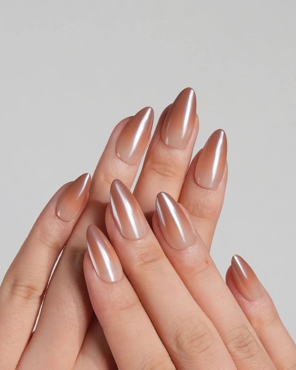 Deep Brown Plaid Accent Almond Nails Deep Brown Plaid Accent Almond Nails — Classy Brown Almond Nails