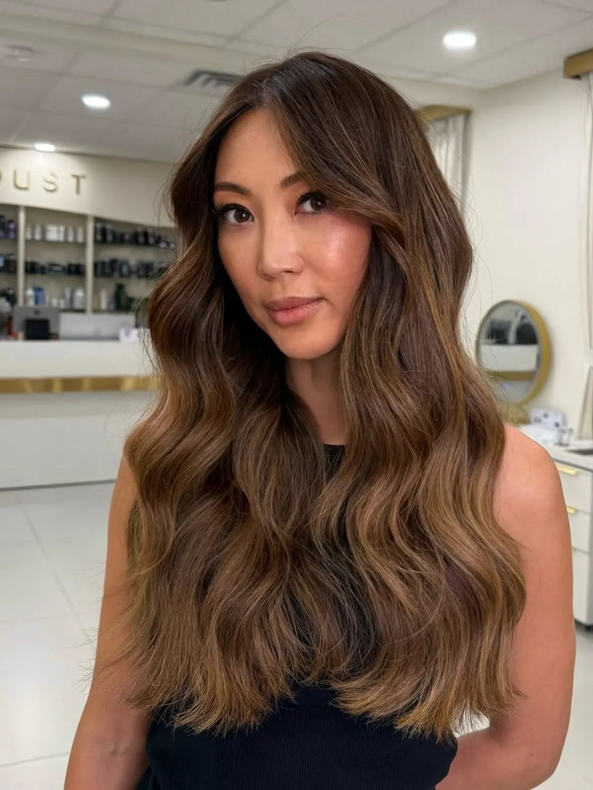 Mid-Back Medium Brown With Blonde Balayage, A Woman With Long Mid-Back Medium Brown With Blonde Balayage, A Woman With Long — Classy Brunette Hair Colors