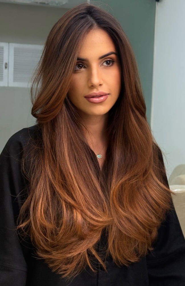 Collarbone Medium Brown With Balayage Collarbone Medium Brown With Balayage — Classy Brunette Hair Colors