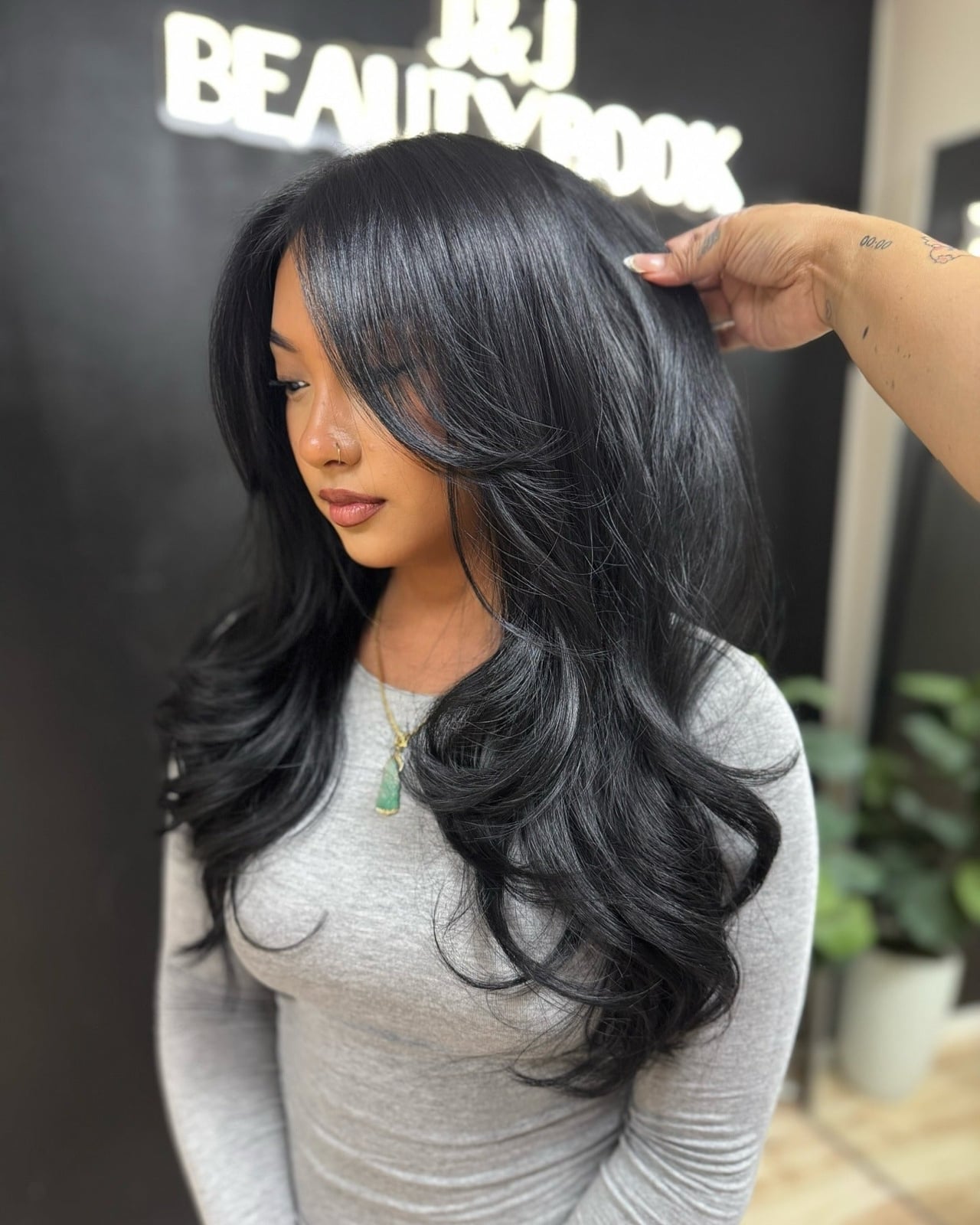 Collarbone Black With Side-Swept Bangs — Classy Butterfly Hair