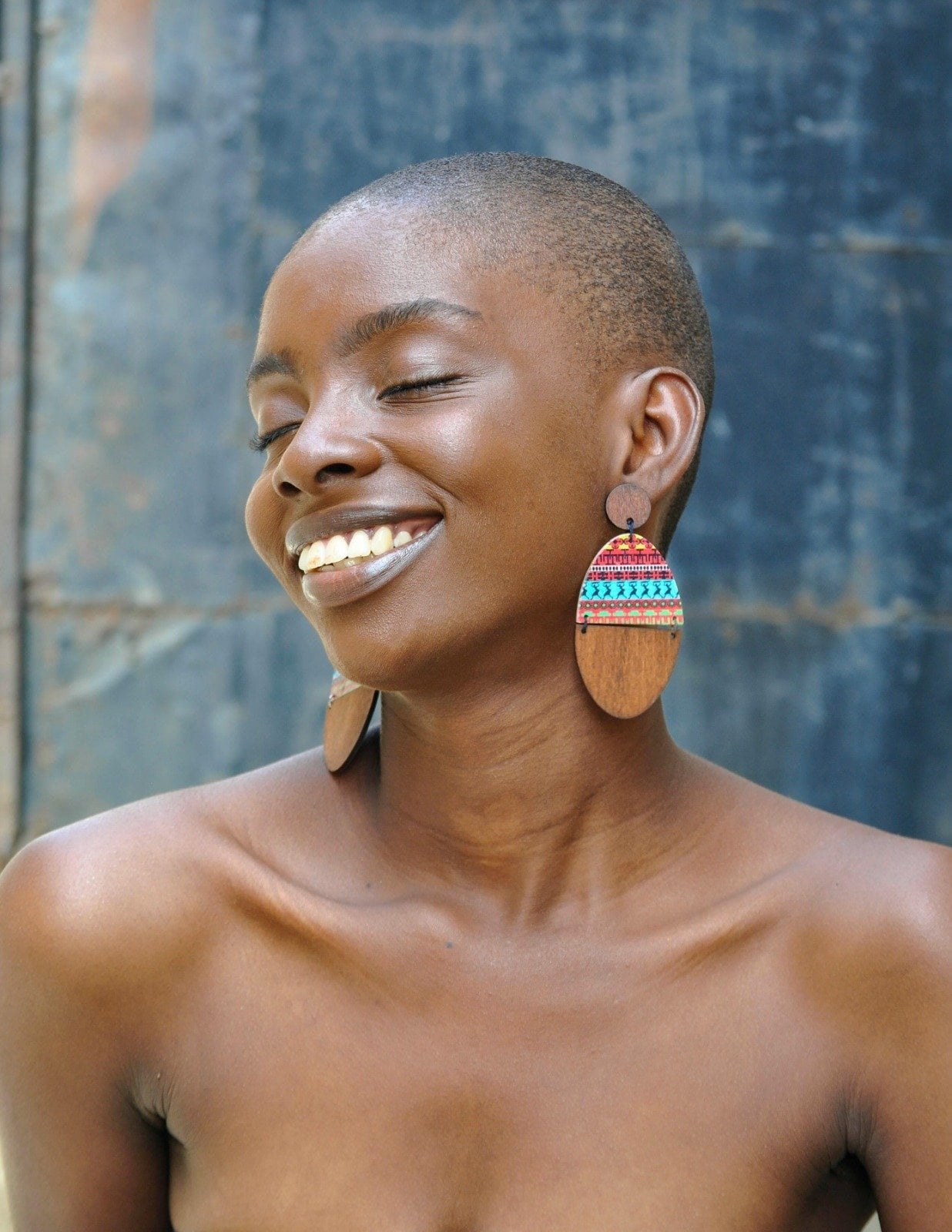 Shaved Head With Statement Wooden Earrings Shaved Head With Statement Wooden Earrings — Classy Buzz Cut