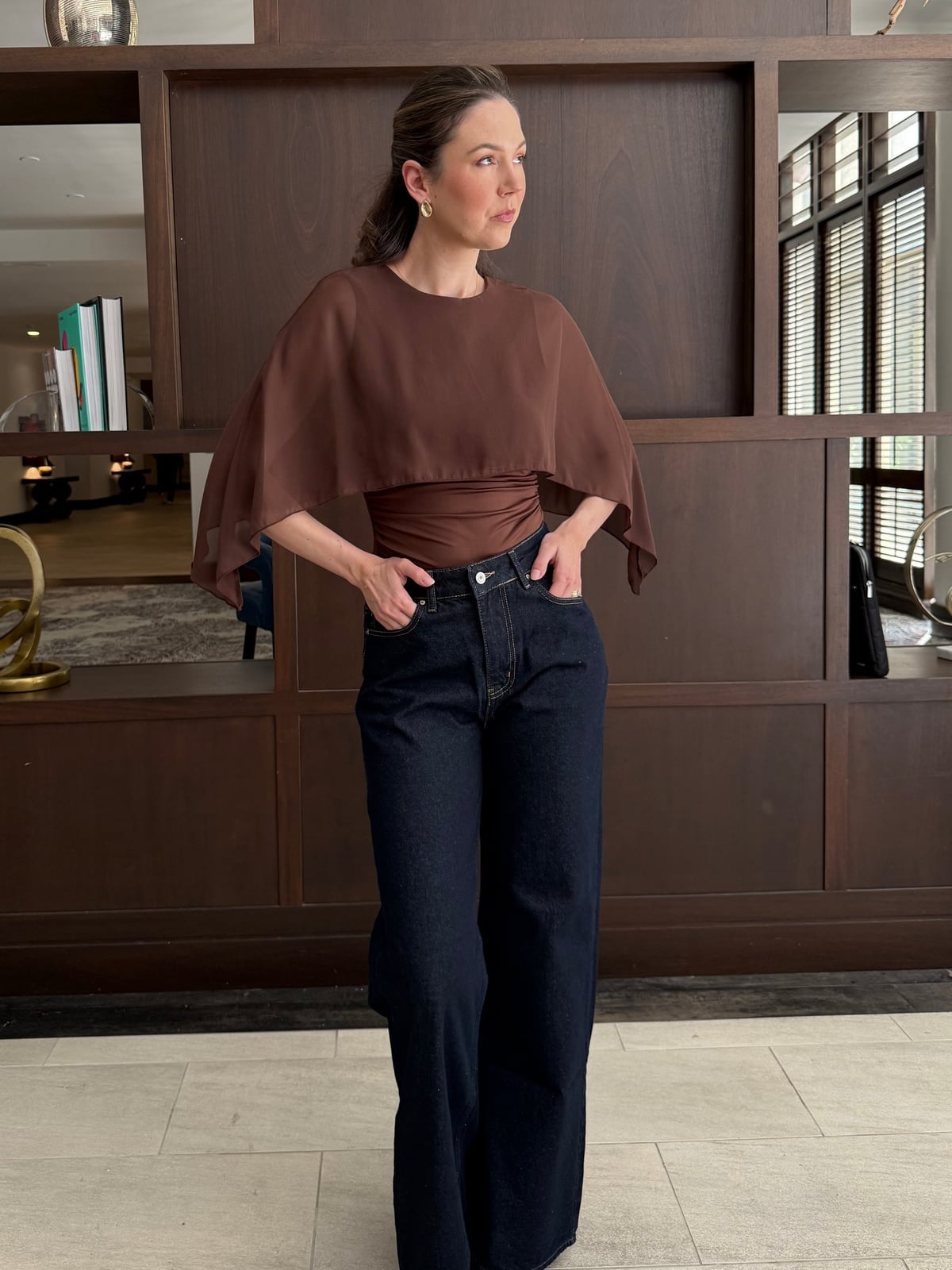 Brown Sheer Chiffon Cape Top Over Fitted Top and Jeans Brown Sheer Chiffon Cape Top Over Fitted Top and Jeans — Classy Cape Outfits