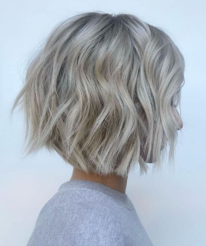 Collarbone Bob With Ash Blonde Balayage — Classy Choppy Bob Haircuts