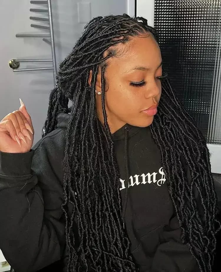 Long Black Wavy Faux Locs Long Black Wavy Faux Locs — Classy Color Locs