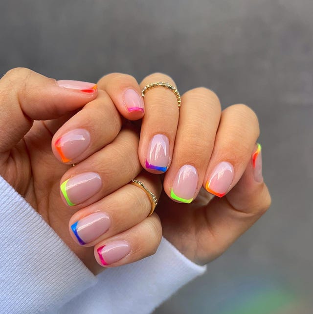Neon Outline French Tip Short Square Nails Neon Outline French Tip Short Square Nails — Classy Colored French Tip Nails
