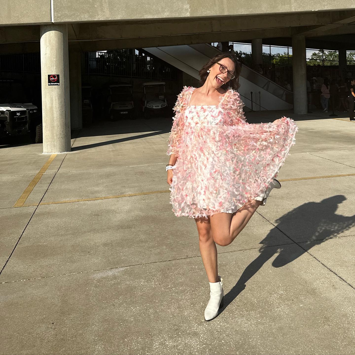 Pink and White Mini Dress with 3D Floral Appliqués — Classy Concert Dresses