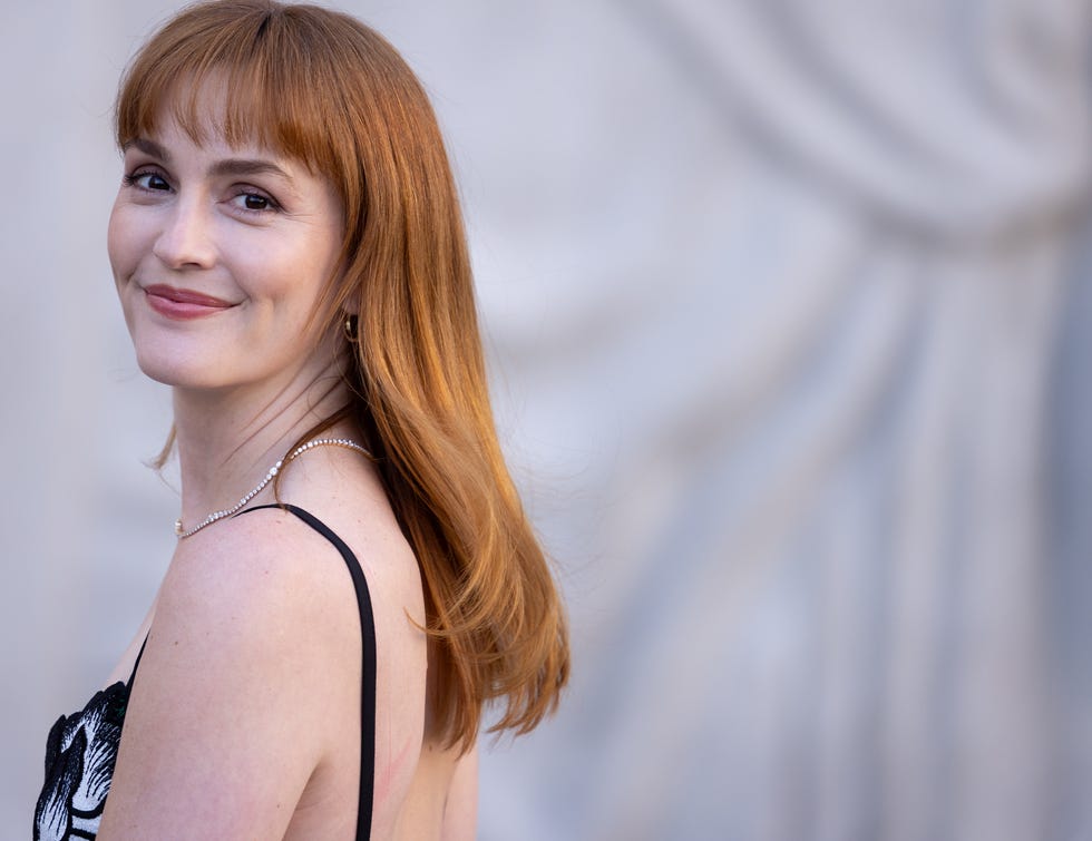 Collarbone Lob With Blunt Bangs In Ginger Copper — Classy Copper Hair Color