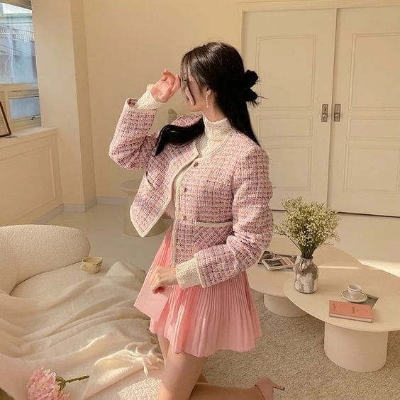 Pink Tweed Jacket with Cream Turtleneck Pink Tweed Jacket with Cream Turtleneck — Classy Coquette Outfits
