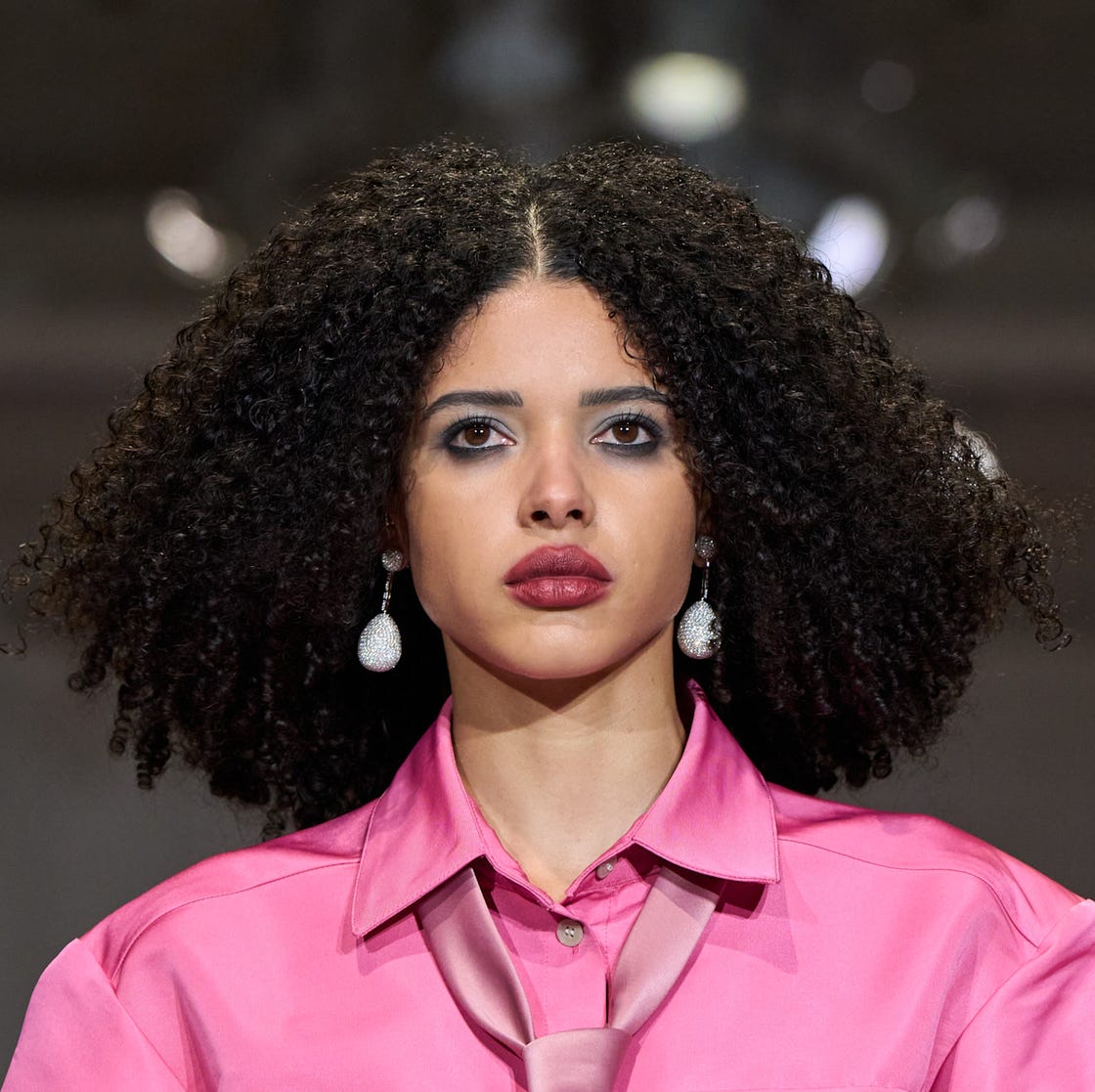 Layered Chin Bob With Wispy Bangs Layered Chin Bob With Wispy Bangs — Classy Curly Hair Cutting