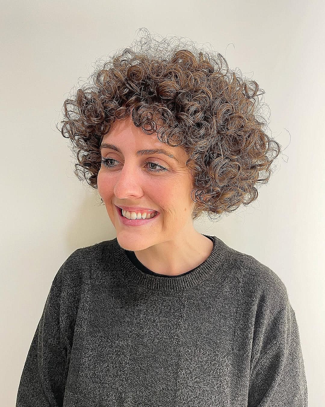 Chin Length Fine Curls With Layers Chin Length Fine Curls With Layers — Classy Curly Hair Layers