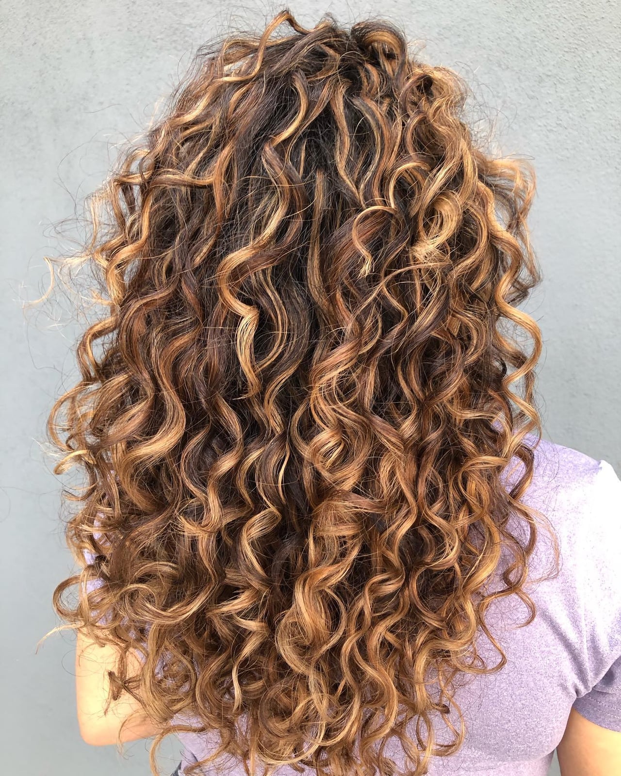 Mid-Back Layers With Caramel Highlights Mid-Back Layers With Caramel Highlights — Classy Curly Highlights