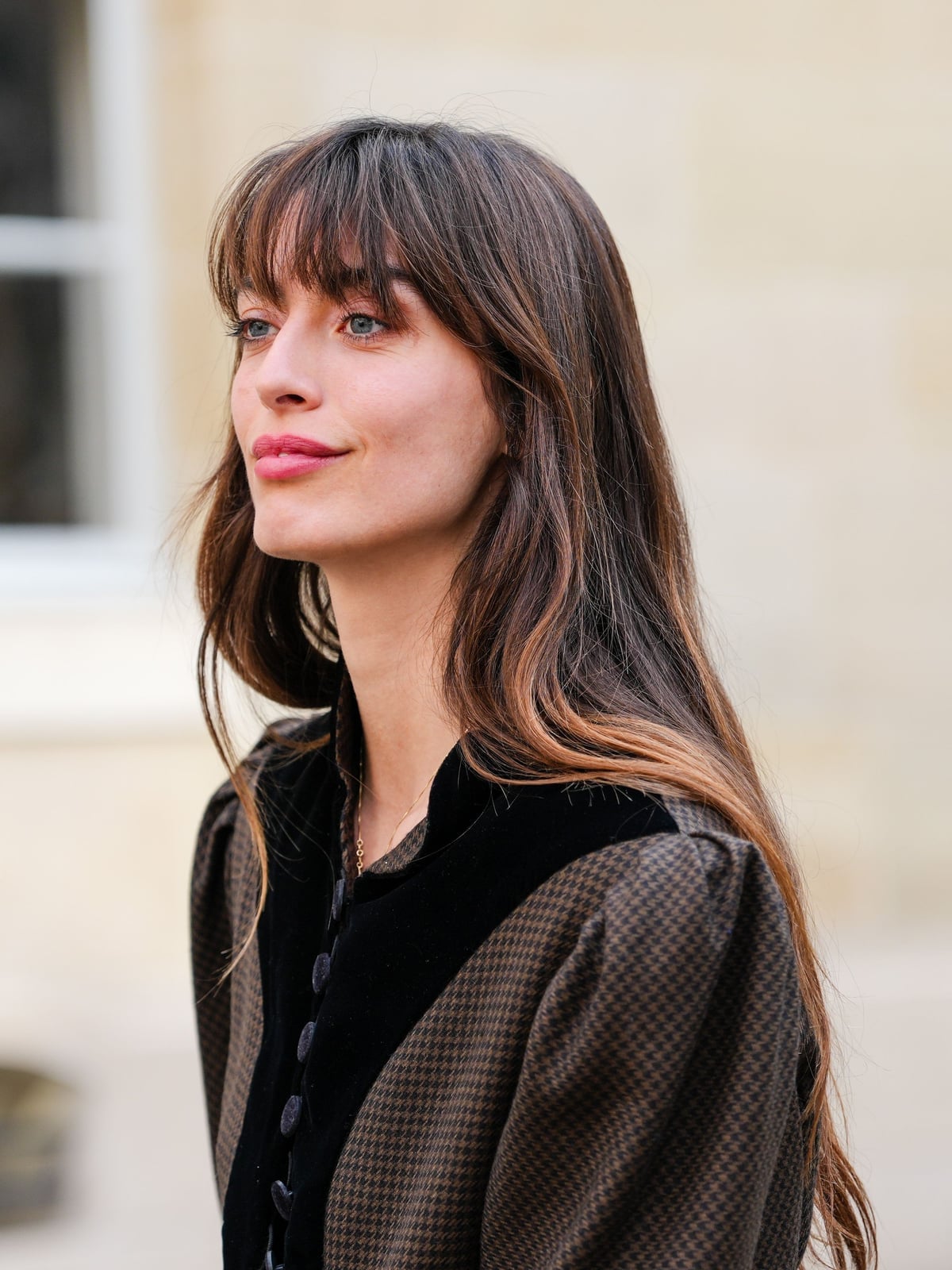 Mid-Back Length With Full Fringe — Classy Cut Bangs