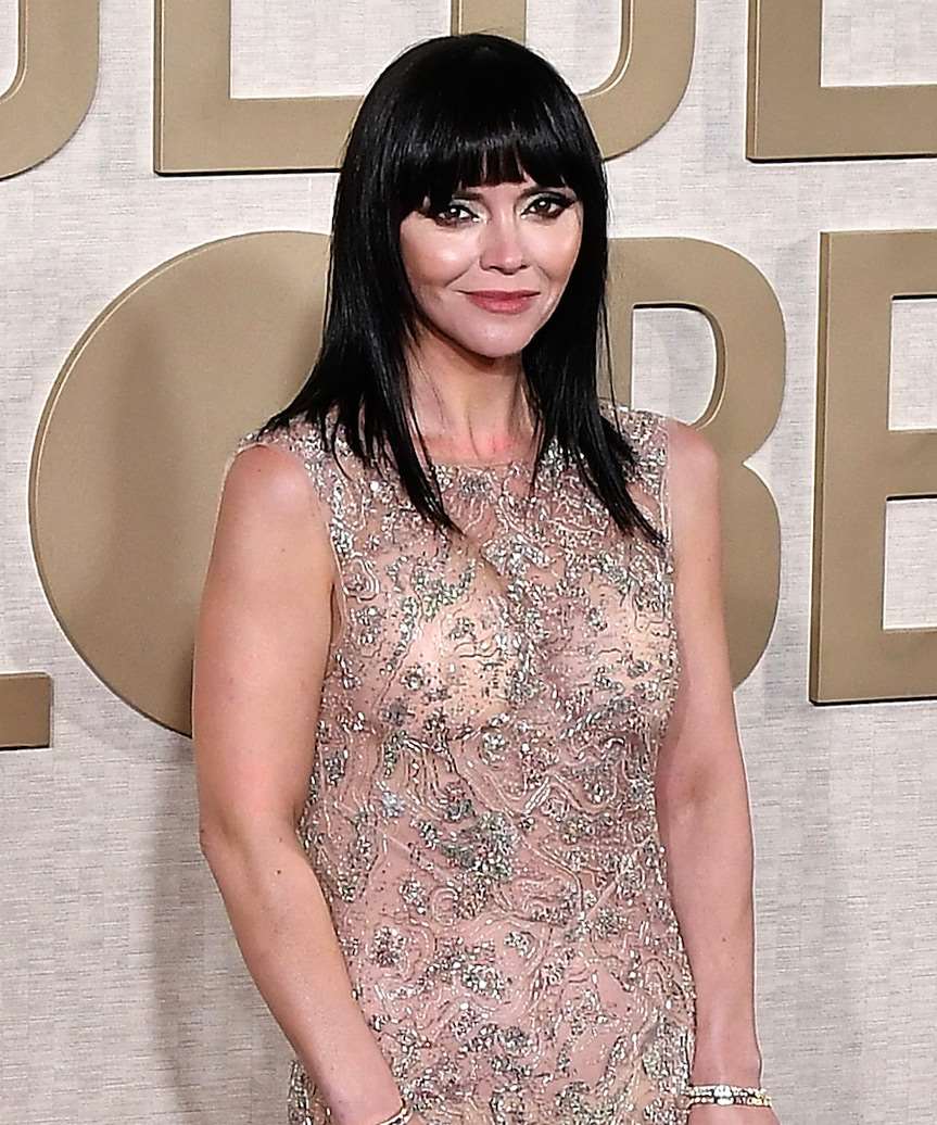Mid-Length Straight Cut With Blunt Bangs — Classy Cut Bangs
