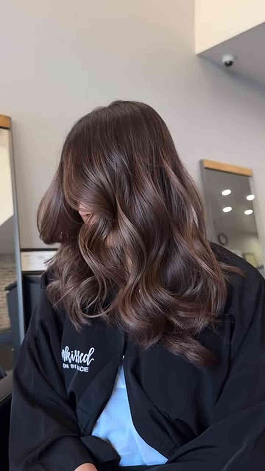 Collarbone Dark Brown Caramel Balayage Blowout Collarbone Dark Brown Caramel Balayage Blowout — Classy Dark Brown Hair with Caramel